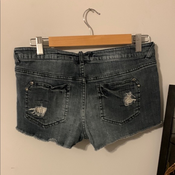 BONGO Blue Distressed Jean Shorts Cut-Off Style - Picture 8 of 10